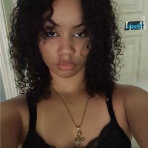 Meet your Posher, Lana